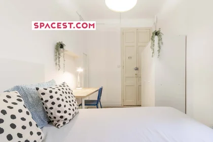 Private room at Rambla de Prat, 11, 08012 Barcelona, Spain, image 1 of 19