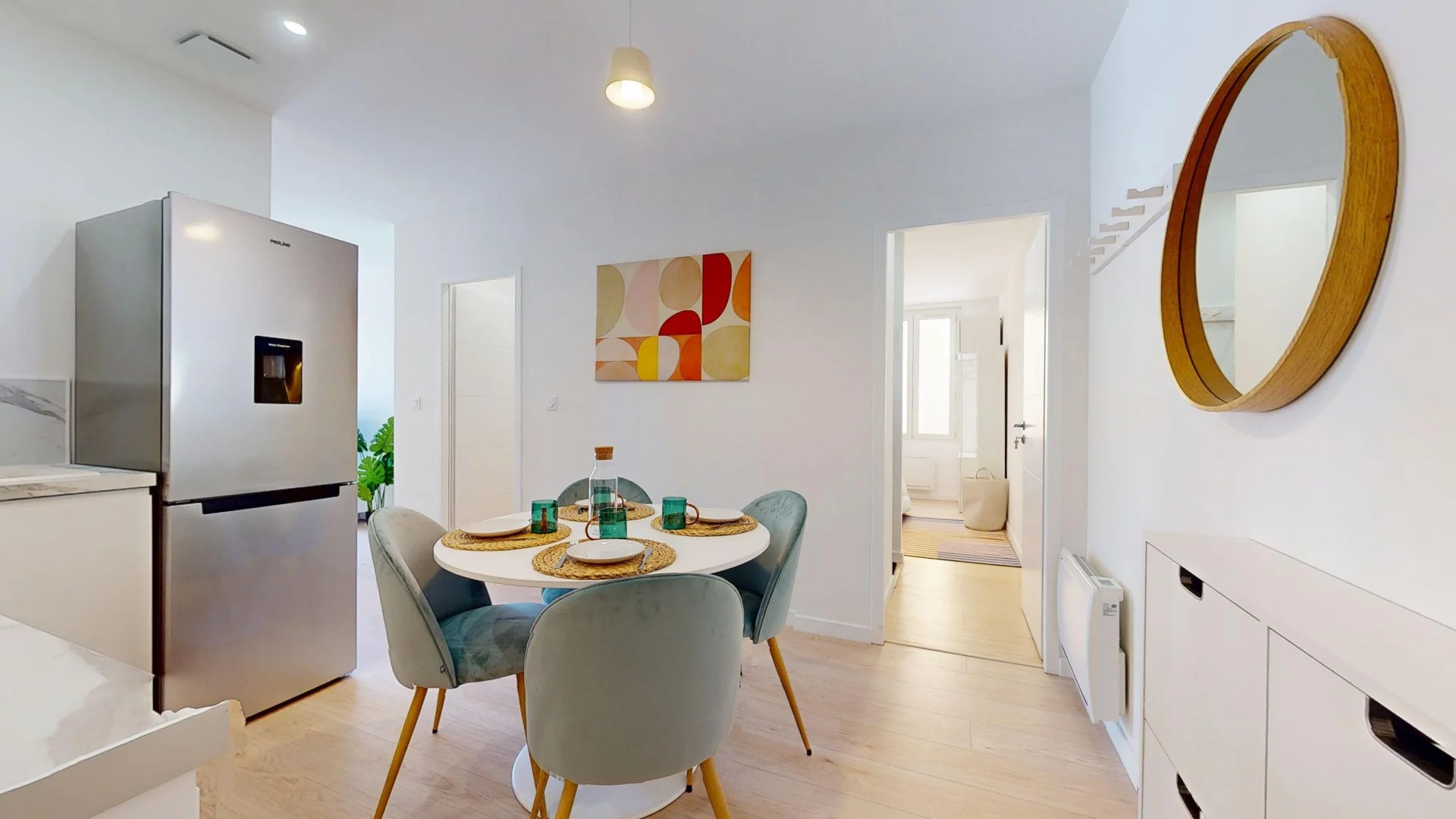 Habitación acogedora para estudiantes disponible en