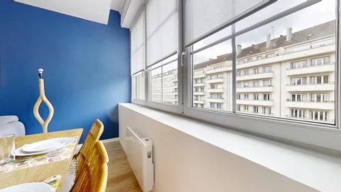 Private room at 47 Boulevard d'Anvers, image 5 of 17