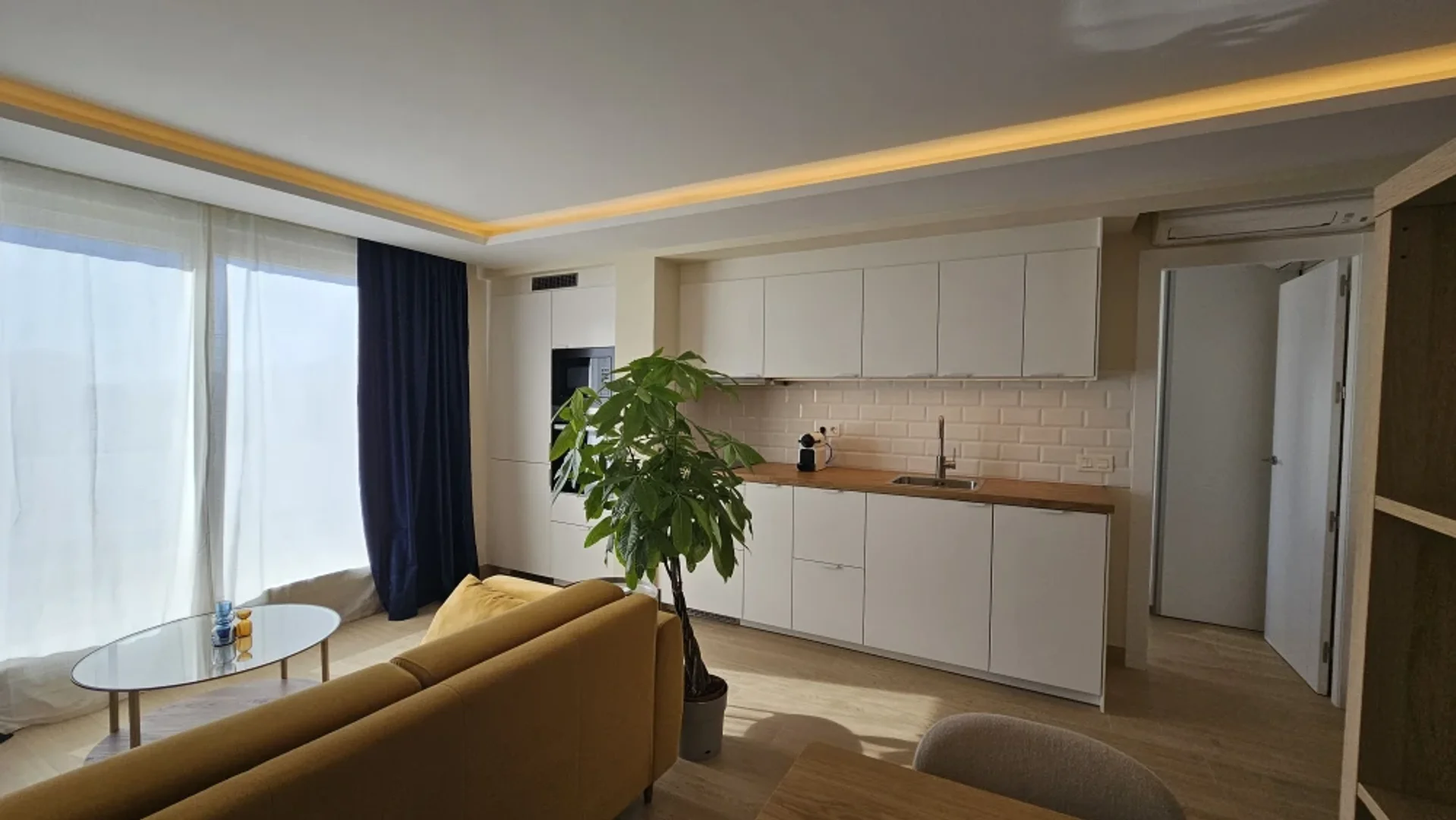 Camino Suárez 2