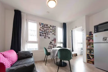 Quarto privado em residência em Lyon, 69007, imagem 19 de 37