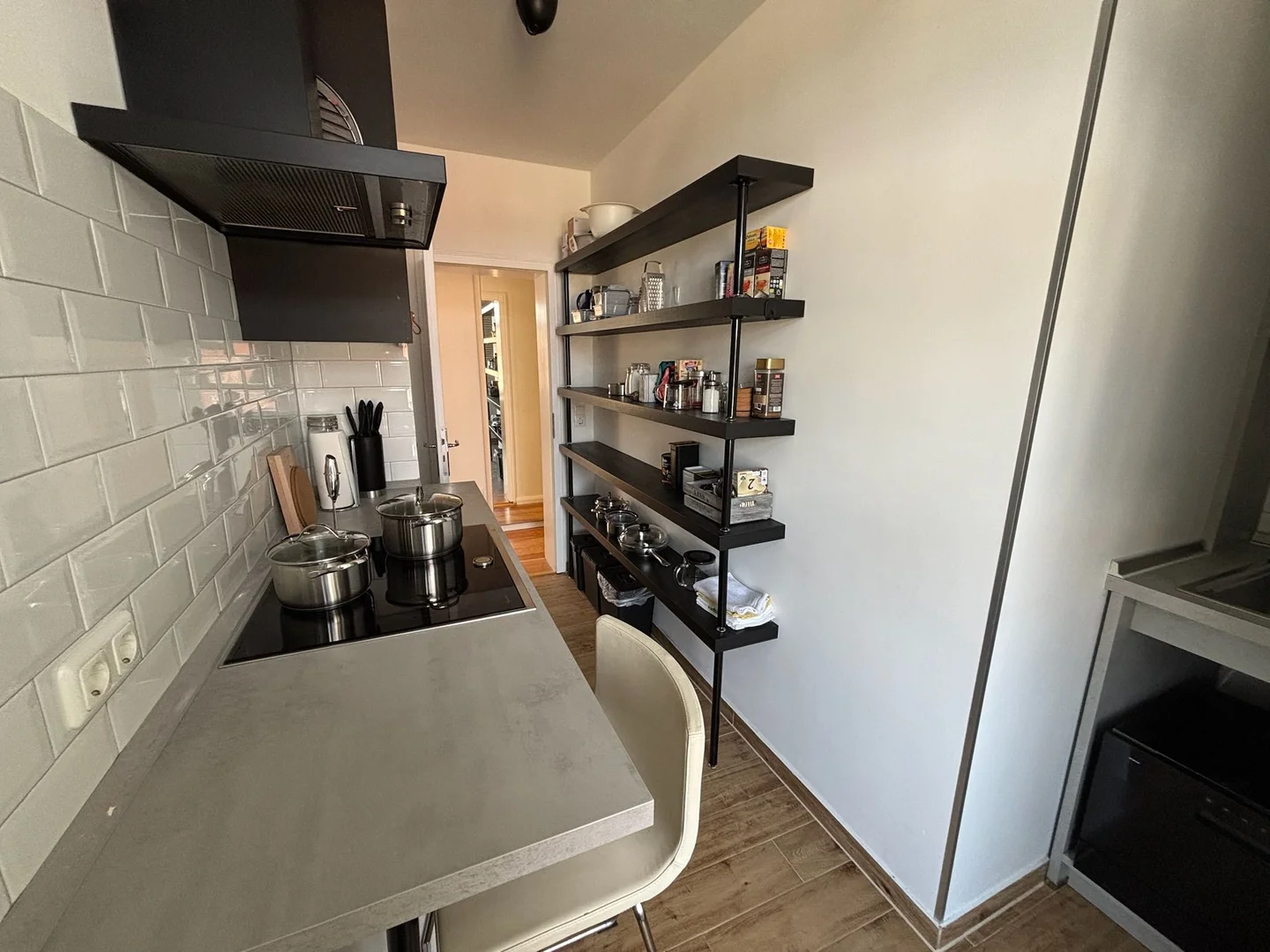Quarto de estudante económico perto do campus em