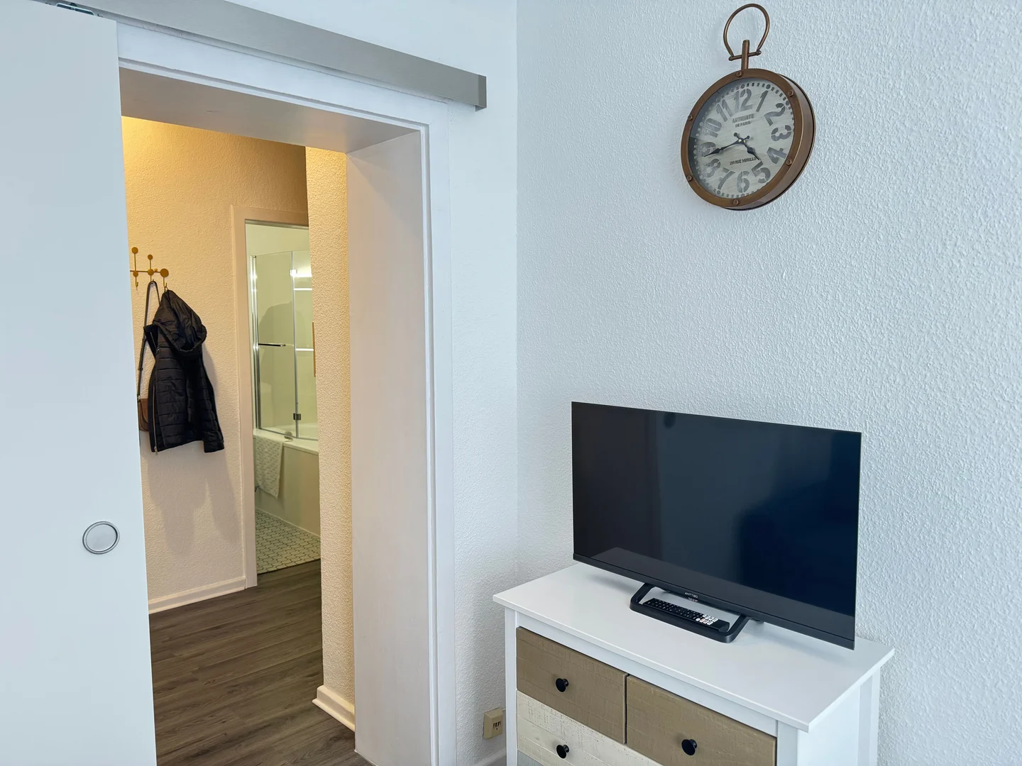 Budget-friendly student room close to campus in