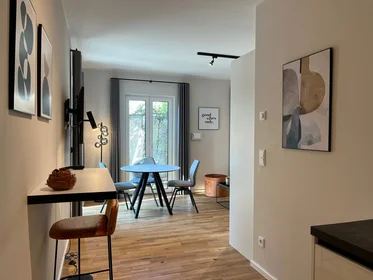 Habitación privada en Geschwister-Scholl-Straße, imagen 1 de 10