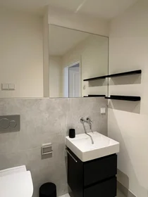 Habitación privada en Geschwister-Scholl-Straße, imagen 17 de 26