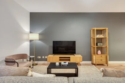 Private room at Rue Saint Ulric, 9, image 1 of 10
