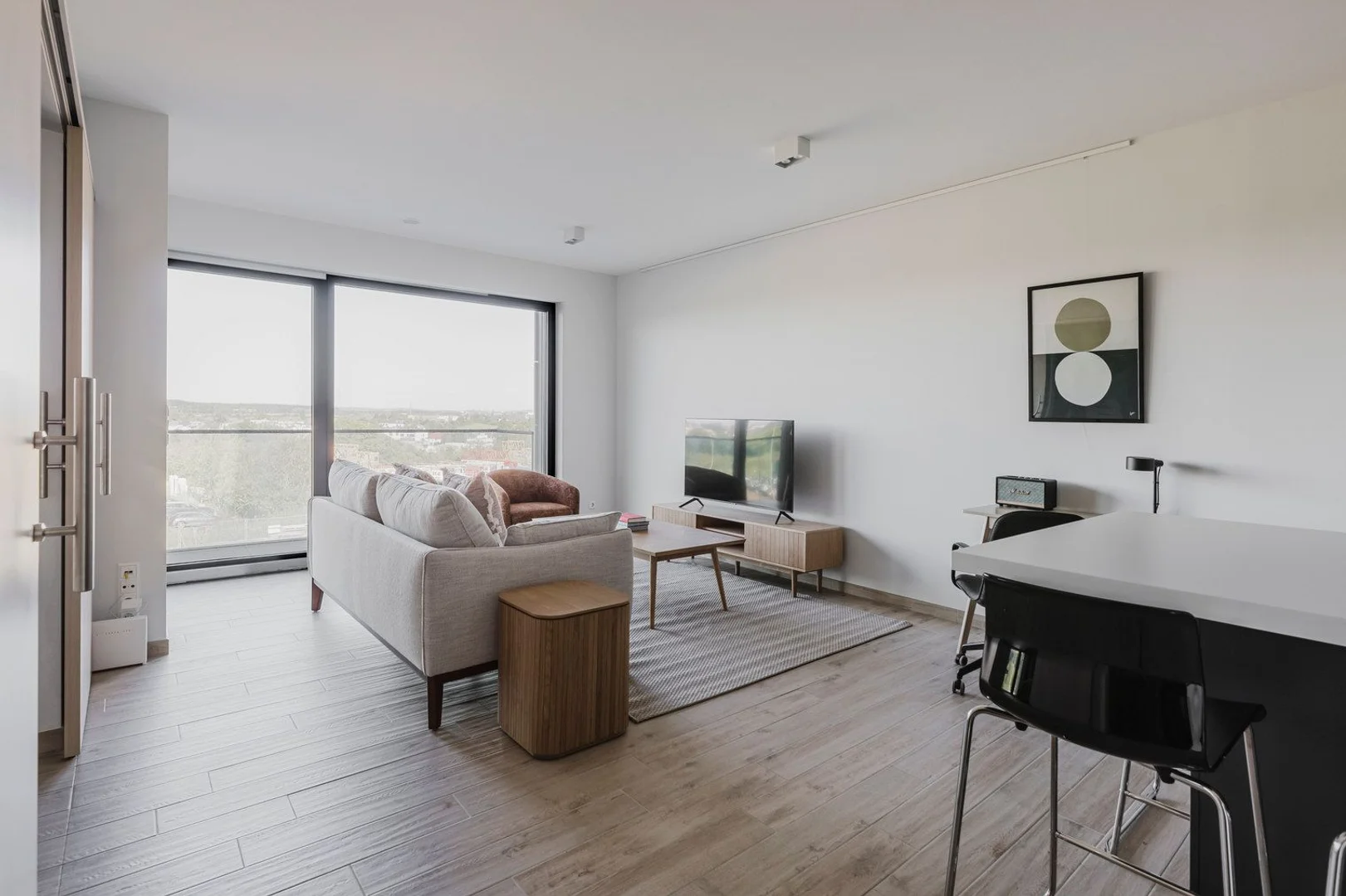 Habitación estudiantil amplia y cómoda en