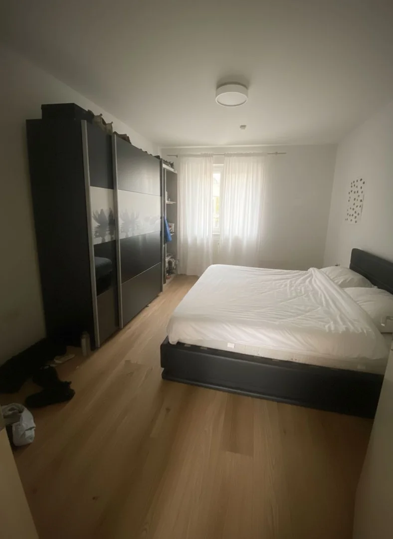 Chambre conviviale pour les étudiants dans  avec des équipements modernes