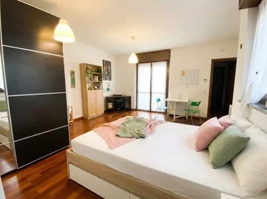Apartamento inteiro em Via Privata Tirso, imagem 13 de 20