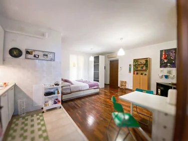 Apartamento inteiro em Via Privata Tirso, imagem 15 de 20