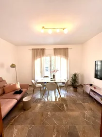 Habitación privada en Via di San Francesco a Ripa, imagen 1 de 10