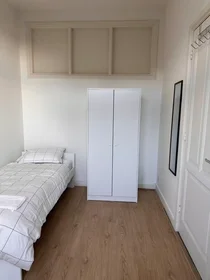 Quarto privado em Pletterijstraat, Stationsbuurt, imagem 3 de 10