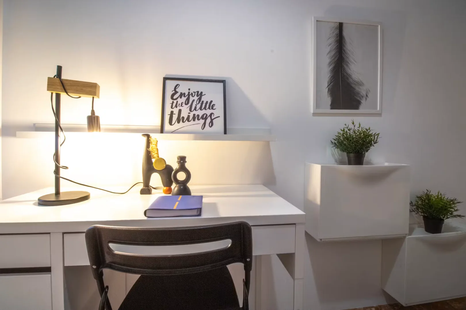 Quarto de estudante económico perto do campus em