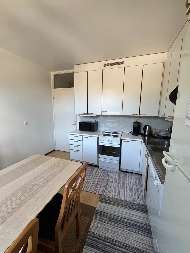 Habitación para estudiantes en  con área de estudio y facilidades compartidas