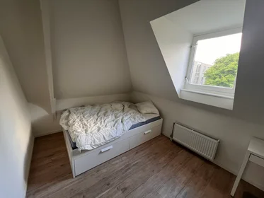 Private room at Drievriendenstraat, image 1 of 8