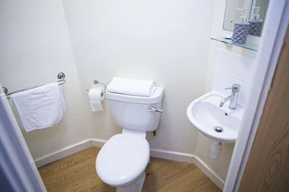 Privatzimmer im Wohnheim in der 43 Woodgate, Loughborough LE11 2TZ, United Kingdom, bild 9 von 32