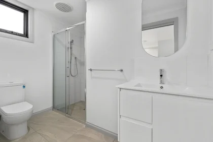 Quarto compartilhado em residência em 24 Prince Charles St, Clayton VIC 3168, imagem 5 de 13