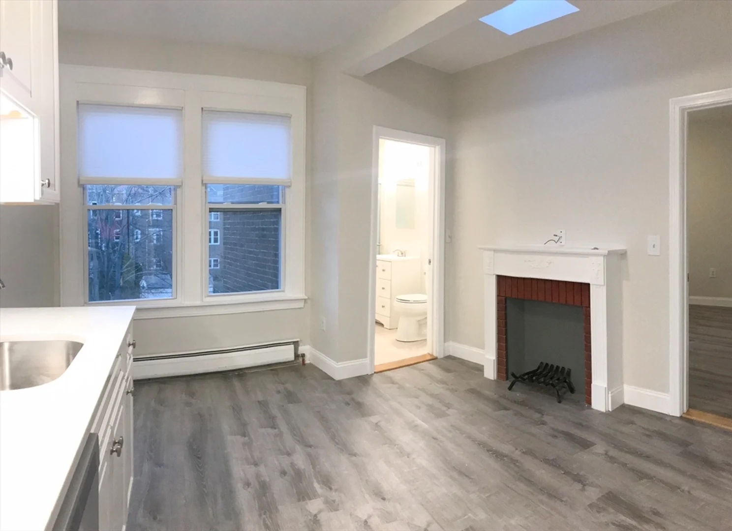1767, Commonwealth Ave., Unit 4, Brighton, Boston, MA, 02135