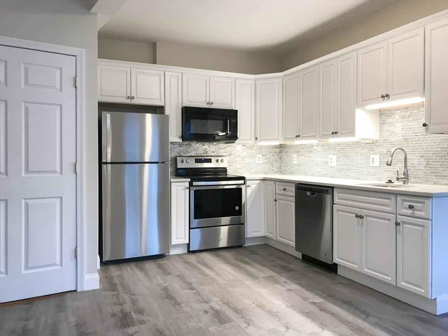 1767, Commonwealth Ave., Unit 4, Brighton, Boston, MA, 02135