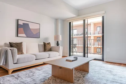 Logement entier à Clarendon Boulevard, Courthouse, image 1 de 10