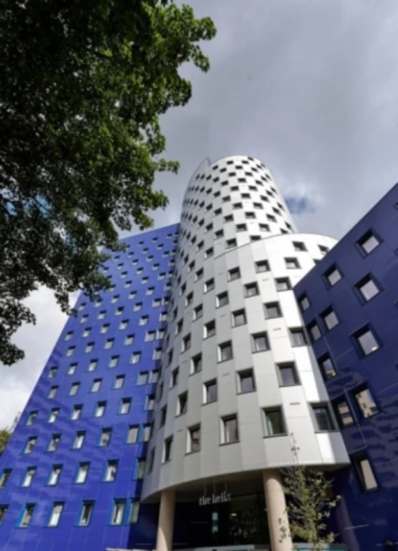 Chambre d'étudiant confortable et spacieuse dans 