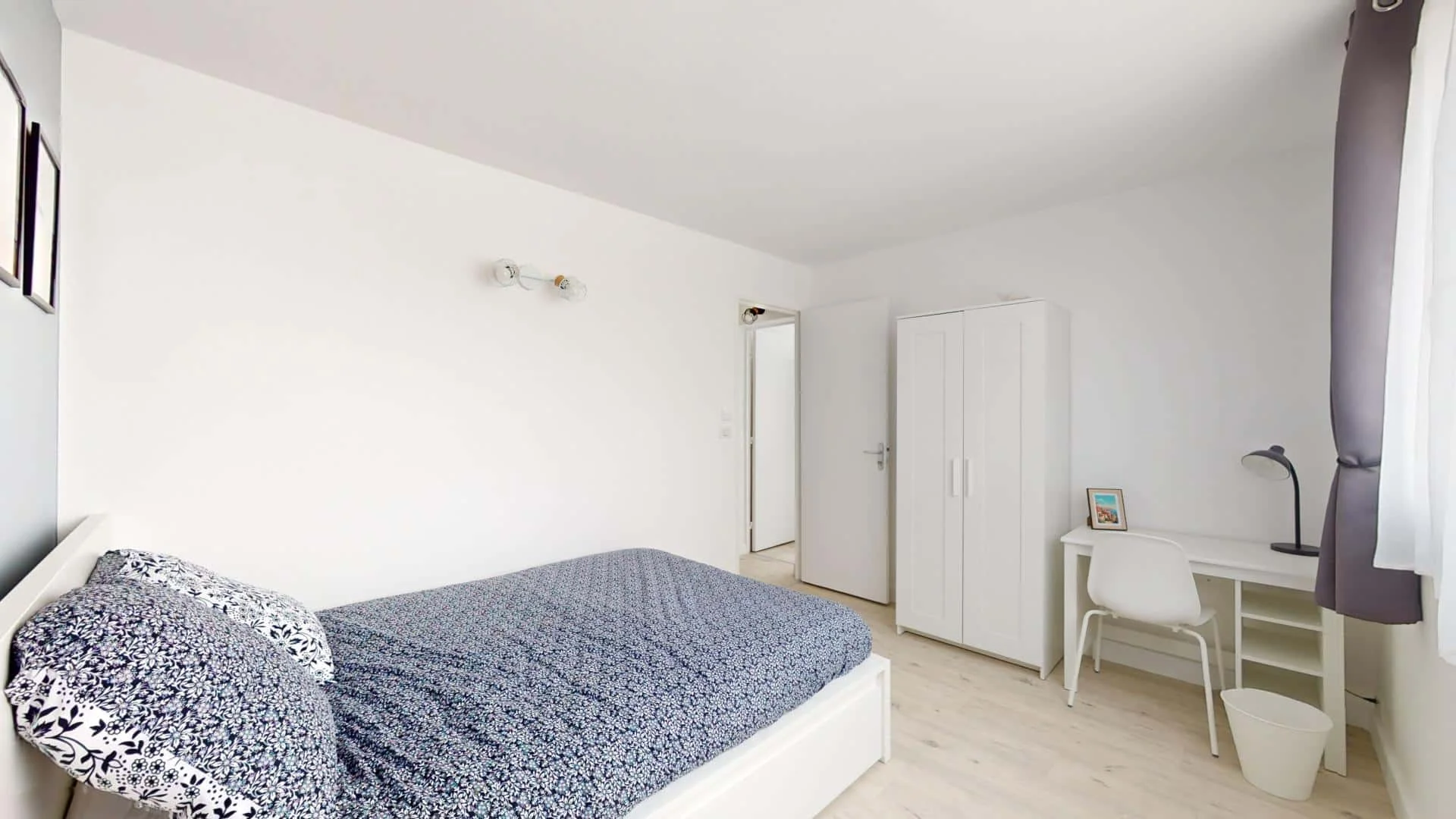 Habitación estudiantil económica cerca del campus en 