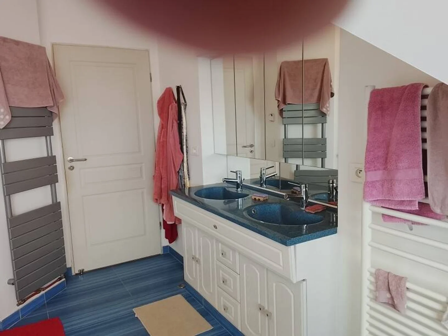 Chambre d'étudiant économique avec emplacement pratique dans 
