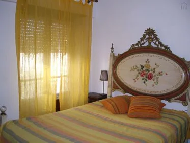 Chambre privée à Estoril - R. Dr. António Martins, image 13 de 28