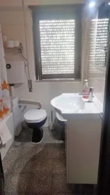 Chambre privée à Estoril - R. Dr. António Martins, image 8 de 28
