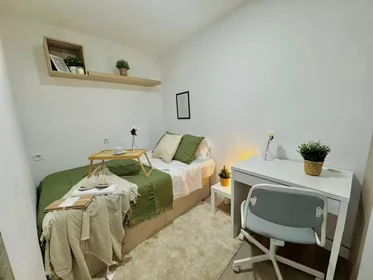 Private room at Calle de Hortaleza, Centro, image 1 of 10