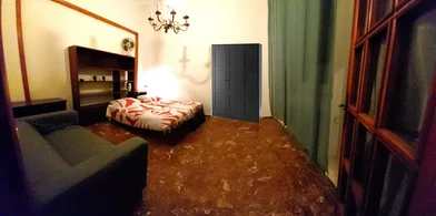 私人房间 在 Via Andrea Pisano, , 10的图像1