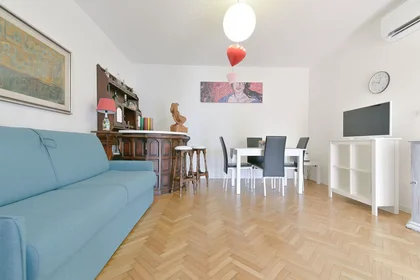 Entire apartment at Via Carlo Alberto Radaelli, Marghera, image 5 of 10