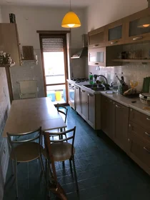 Habitación privada en Via Piave, Cappuccini, imagen 8 de 10