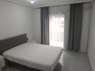 Apartamento inteiro em Avenida Jijona, imagem 1 de 15