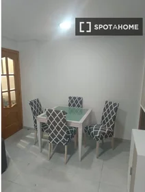 Apartamento inteiro em Avenida Jijona, imagem 6 de 15