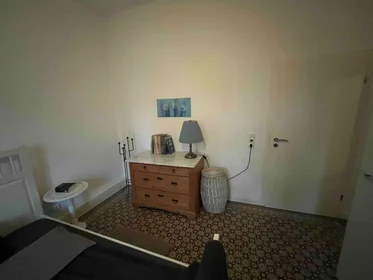 Logement entier à Uhlandstraße, image 4 de 17