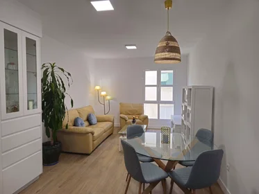 Apartamento inteiro em Calle Panaderos, Distrito Centro, imagem 1 de 10