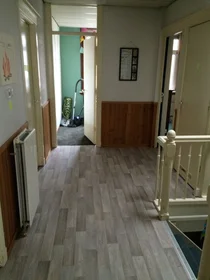 Privatzimmer in der Gouwestraat, bild 1 von 3