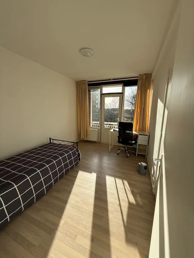Studentenfreundliches Zimmer in  mit modernen Annehmlichkeiten