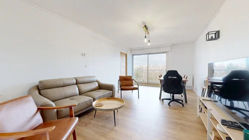 Privatzimmer in der 4b Rue des Sources, bild 1 von 25