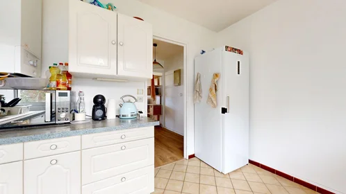 Privatzimmer in der 4b Rue des Sources, bild 13 von 25