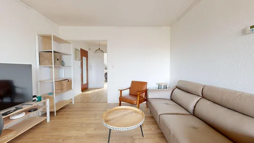 Privatzimmer in der 4b Rue des Sources, bild 6 von 25