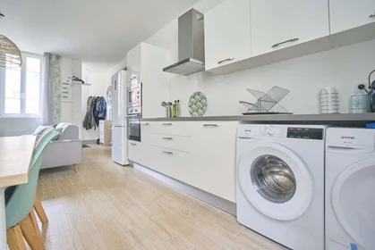 私人房间 在 14 Rue des Augustins, 51100 Reims, France, 19的图像13