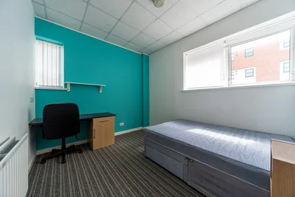 Studio in residence at 2, Bridge View, 4c Stepney Ln, Newcastle upon Tyne NE1 6PN, United Kingdom, image 20 of 25