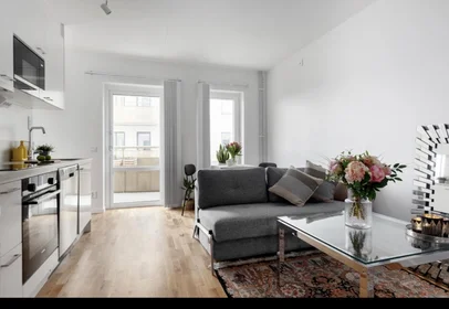 Entire place at Onyxgatan 4, image 2 of 13