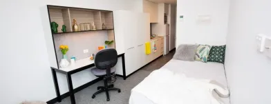 Entire fully furnished flat in Brisbane