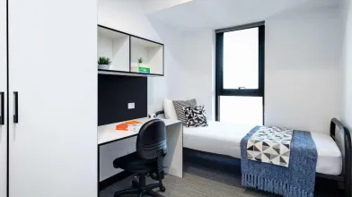 Furnished studio in Adelaide