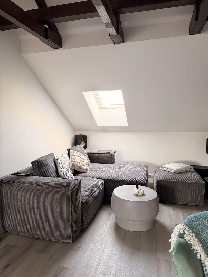 Habitación para estudiantes en  con área de estudio y facilidades compartidas
