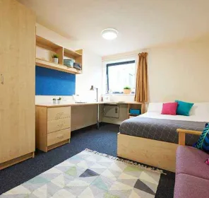 Chambre à louer avec lit double Manchester