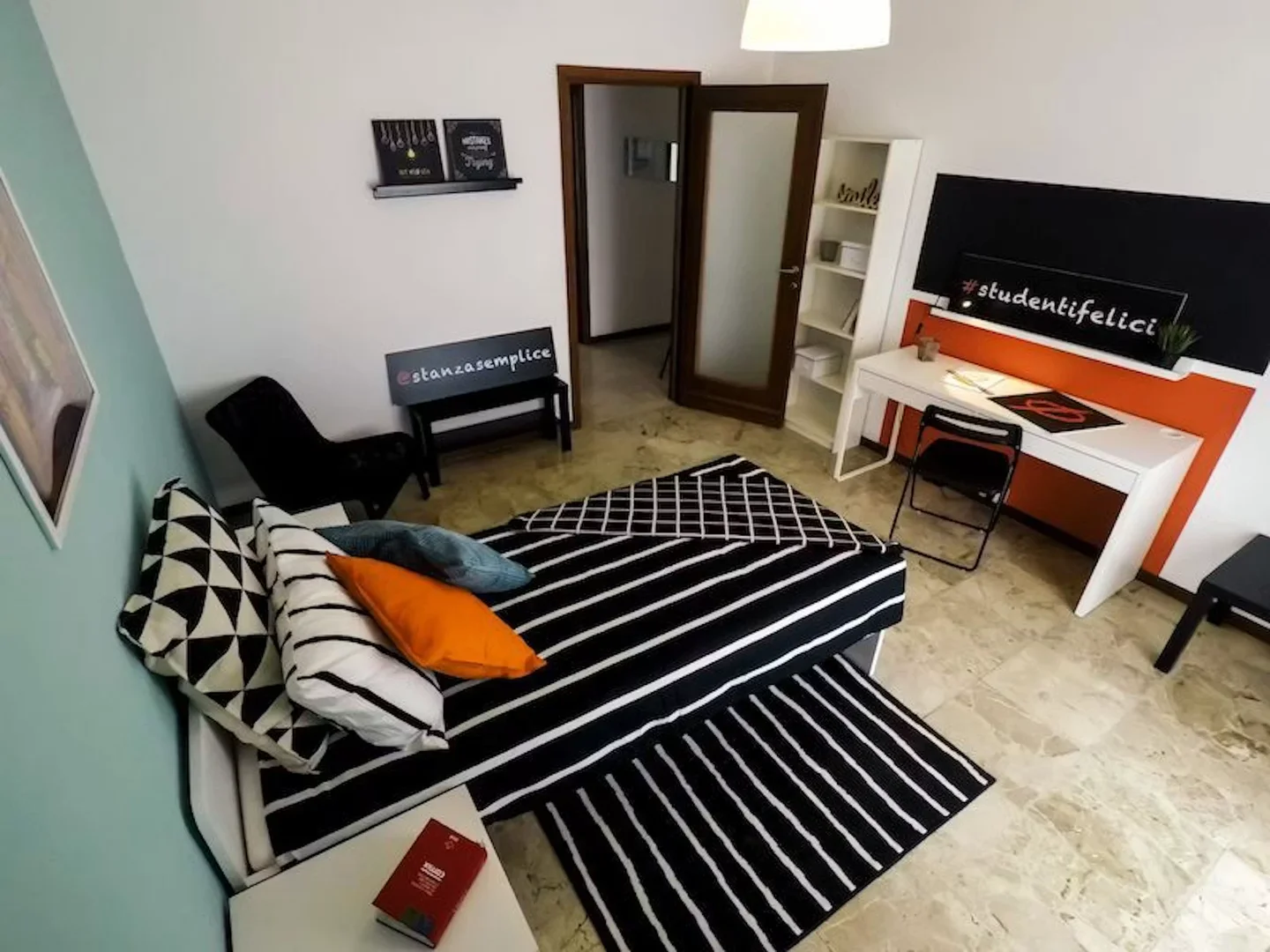 Habitación estudiantil económica con ubicación conveniente en